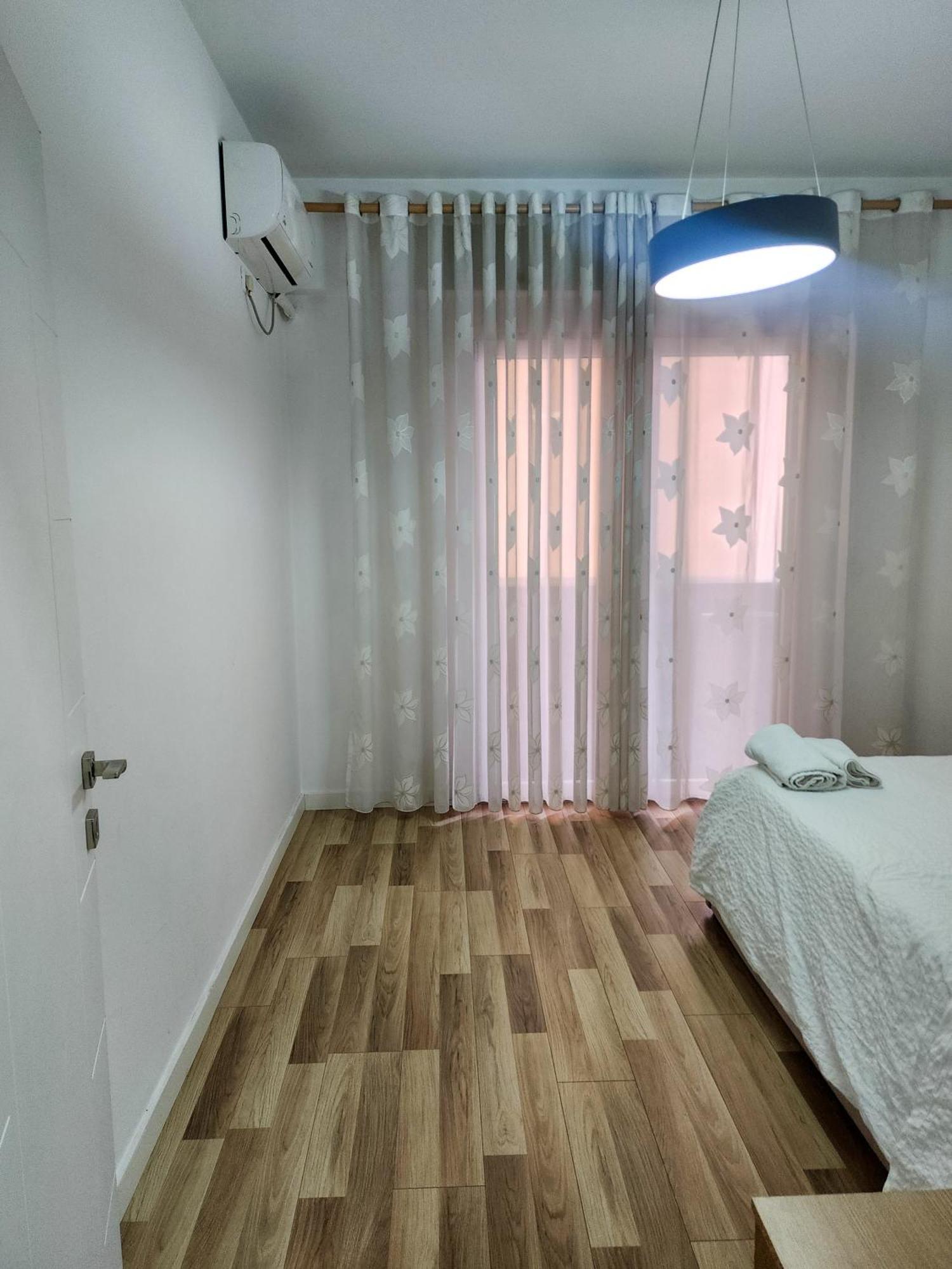 2E Apartment Myslym Shyri 티라나 외부 사진