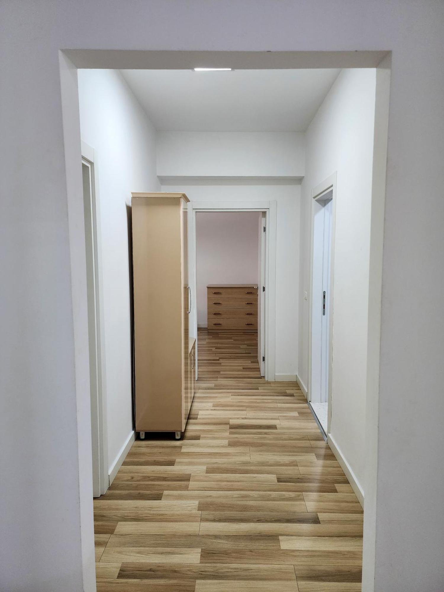 2E Apartment Myslym Shyri 티라나 외부 사진